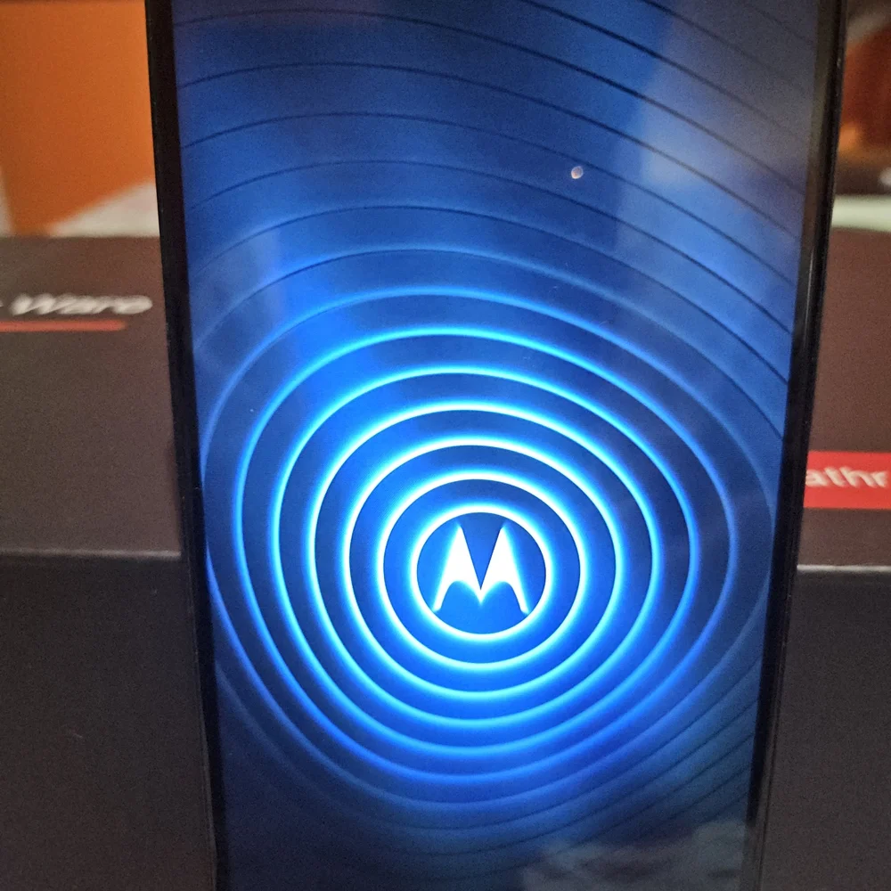 Motorola Smartphone - Black and Teal
